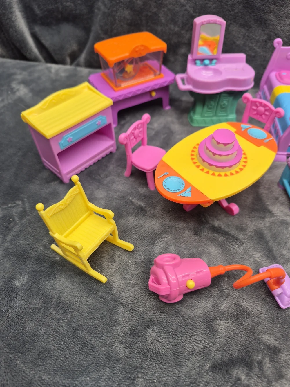 Vintage MATTEL Talking Doll house Dora The Explorer Furniture Lot 27 Pcs
